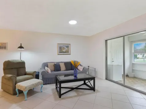 857 Worcester Lane Lake Worth FL 33467