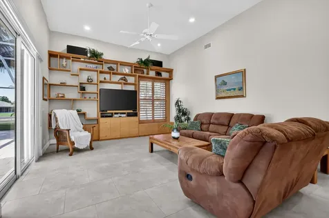9239 Emily Circle Lake Worth FL 33467