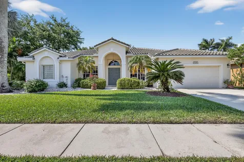 9239 Emily Circle Lake Worth FL 33467