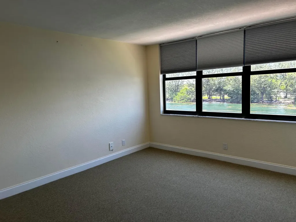 1401 N Riverside Drive N Pompano Beach FL 33062