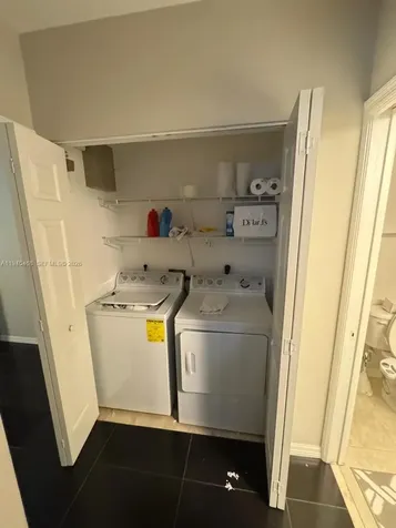 2421 NE 65th Street Fort Lauderdale FL 33308