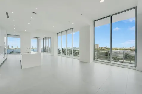 220 Lake Shore Drive Lake Park FL 33403