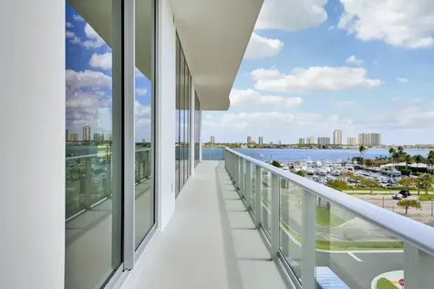 220 Lake Shore Drive Lake Park FL 33403