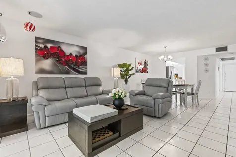 1000 SW 125th Avenue Pembroke Pines FL 33027