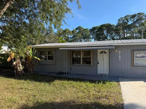 6184 SE Orange Blossom Trail SE Hobe Sound FL 33455