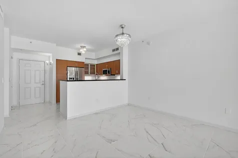 806 E Windward Way Lantana FL 33462
