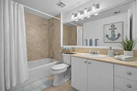 806 E Windward Way Lantana FL 33462