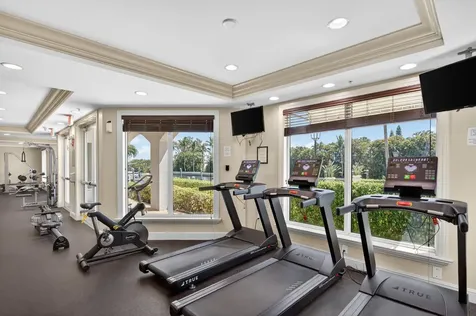 806 E Windward Way Lantana FL 33462