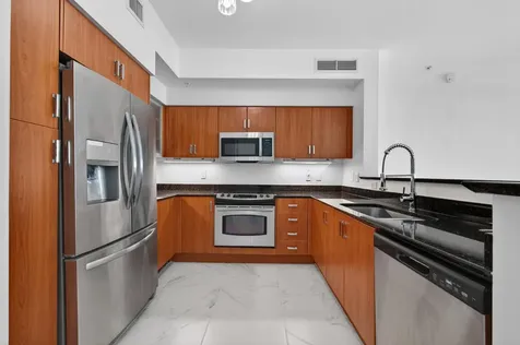 806 E Windward Way Lantana FL 33462