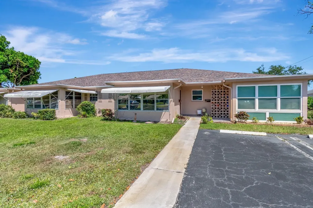 1245 High Point Place S Delray Beach FL 33445