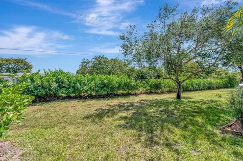 1245 High Point Place S Delray Beach FL 33445