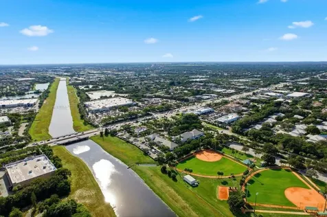 3307 Northlake Boulevard Palm Beach Gardens FL 33403