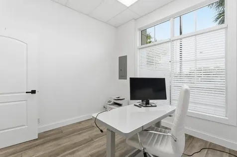 3307 Northlake Boulevard Palm Beach Gardens FL 33403