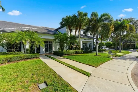 3307 Northlake Boulevard Palm Beach Gardens FL 33403