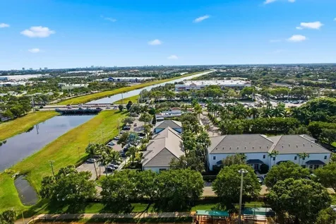 3307 Northlake Boulevard Palm Beach Gardens FL 33403