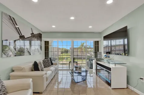 502 Davis Road Palm Springs FL 33461