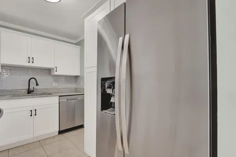 502 Davis Road Palm Springs FL 33461