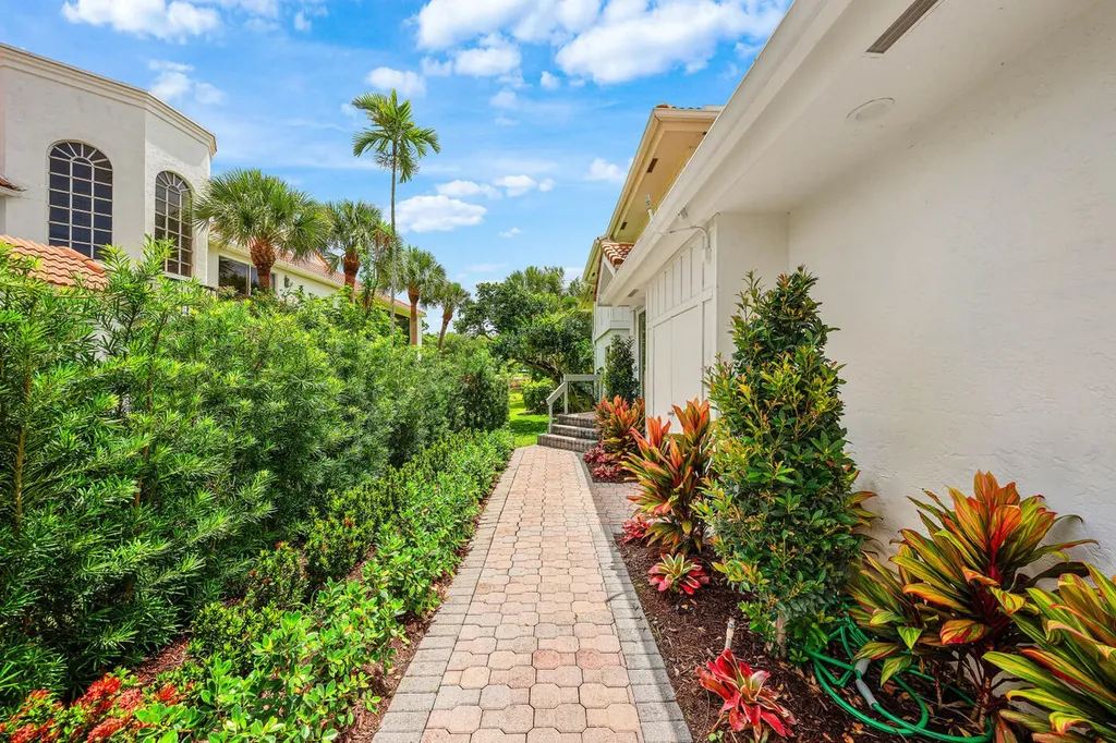 5846 NW 24th Avenue Boca Raton FL 33496