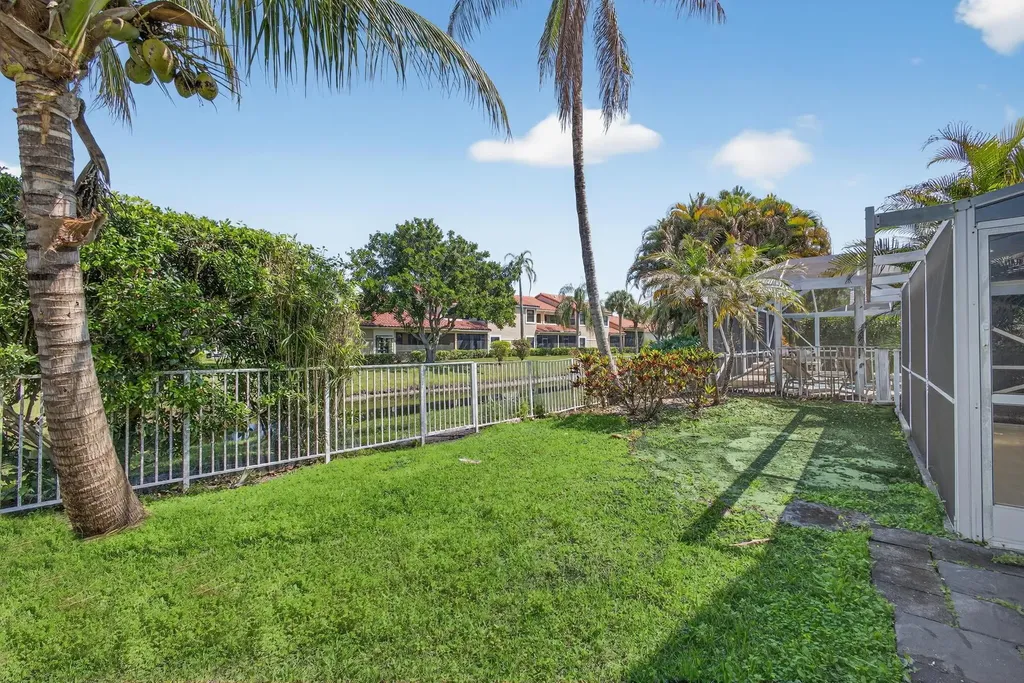 283 Canterbury Drive W Palm Beach Gardens FL 33418