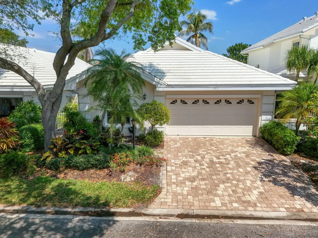 283 Canterbury Drive W Palm Beach Gardens FL 33418