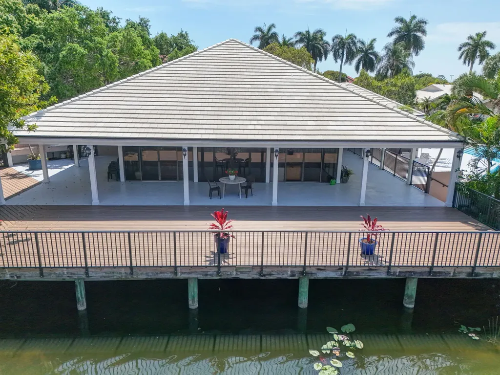 283 Canterbury Drive W Palm Beach Gardens FL 33418