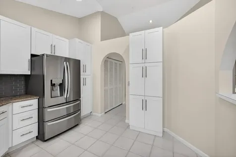 283 Canterbury Drive W Palm Beach Gardens FL 33418