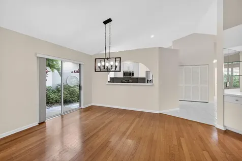 283 Canterbury Drive W Palm Beach Gardens FL 33418