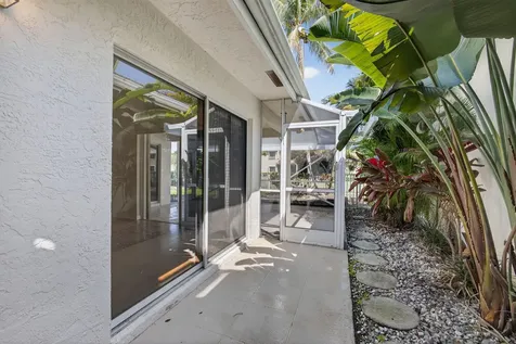 283 Canterbury Drive W Palm Beach Gardens FL 33418