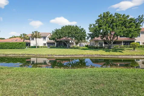 283 Canterbury Drive W Palm Beach Gardens FL 33418
