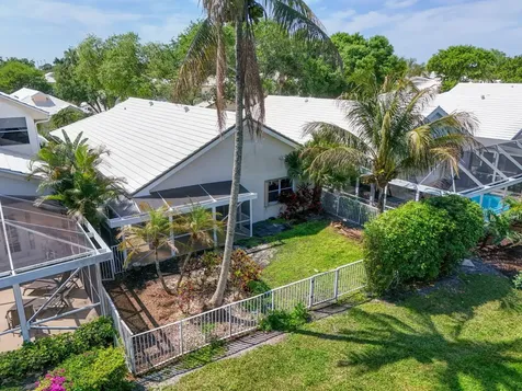283 Canterbury Drive W Palm Beach Gardens FL 33418