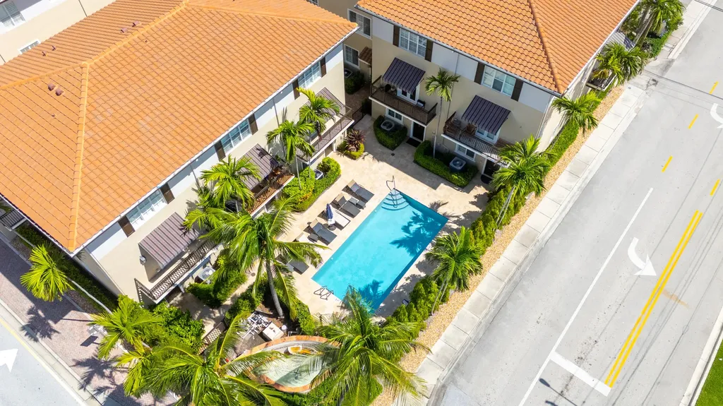 65 SE 5th Avenue Delray Beach FL 33483