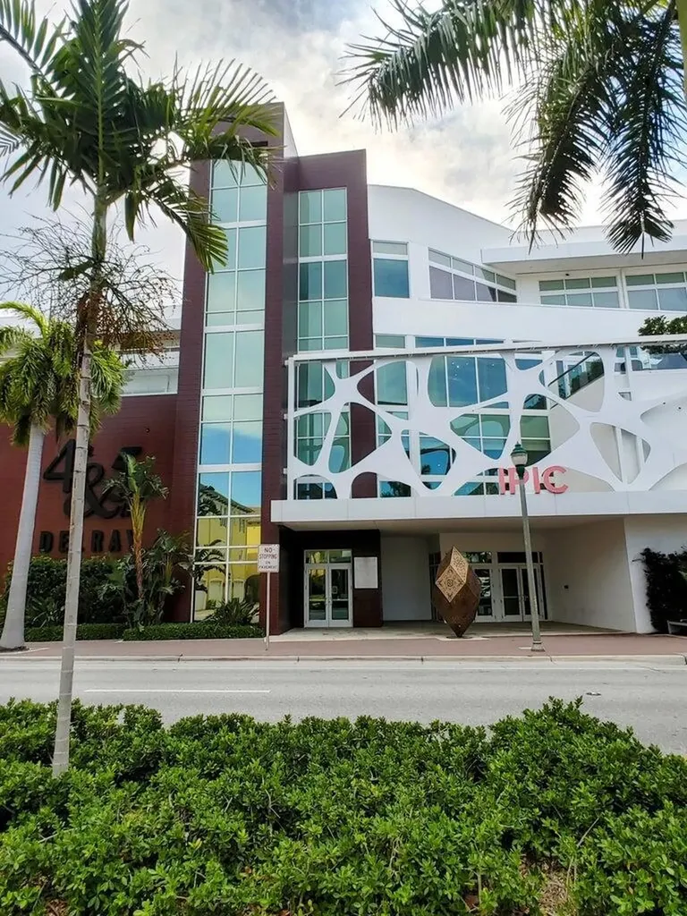 65 SE 5th Avenue Delray Beach FL 33483