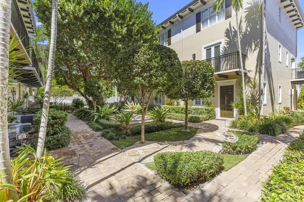 65 SE 5th Avenue Delray Beach FL 33483