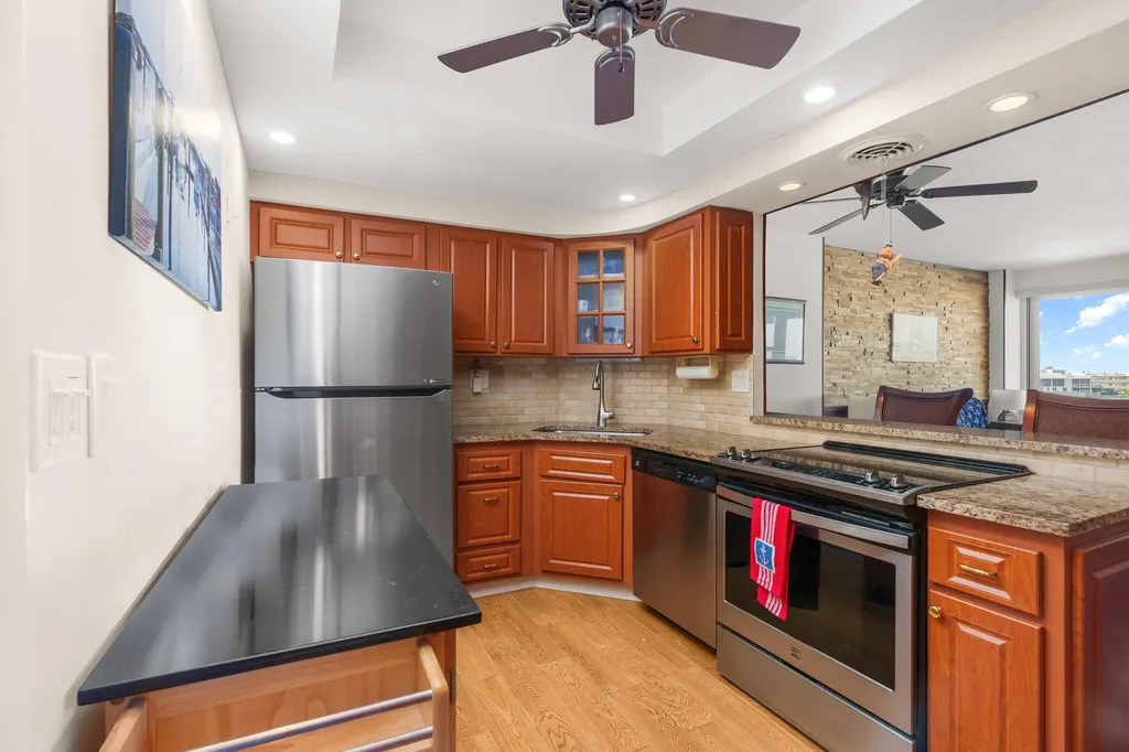 3200 NE 36th Street Fort Lauderdale FL 33308