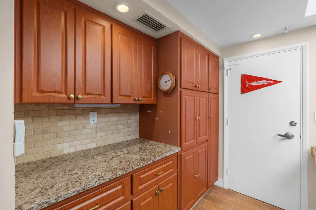 3200 NE 36th Street Fort Lauderdale FL 33308