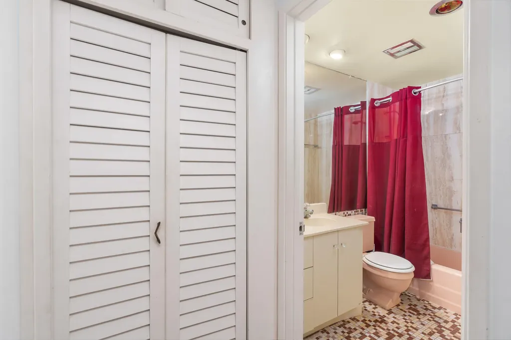 3200 NE 36th Street Fort Lauderdale FL 33308