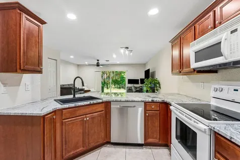 2764 SE Birmingham Drive Stuart FL 34994