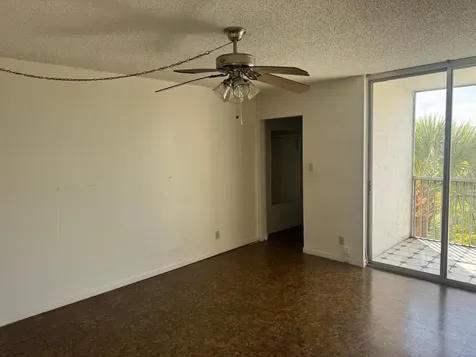 3141 NW 47th Terrace Lauderdale Lakes FL 33319