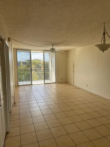 3141 NW 47th Terrace Lauderdale Lakes FL 33319
