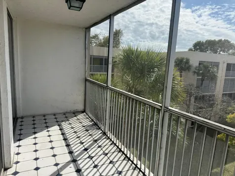 3141 NW 47th Terrace Lauderdale Lakes FL 33319