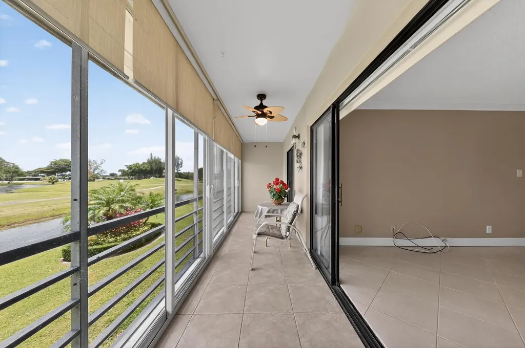 464 Piedmont J Delray Beach FL 33484