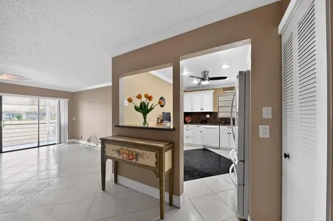 464 Piedmont J Delray Beach FL 33484