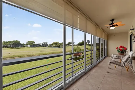 464 Piedmont J Delray Beach FL 33484