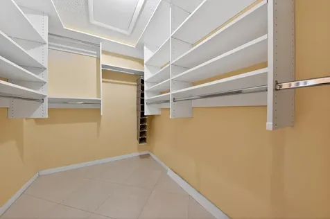 464 Piedmont J Delray Beach FL 33484