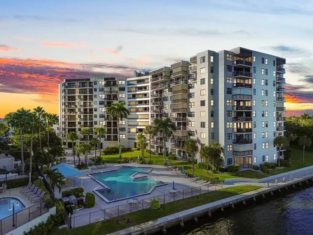 2900 NE 14th Street Causeway Pompano Beach FL 33062
