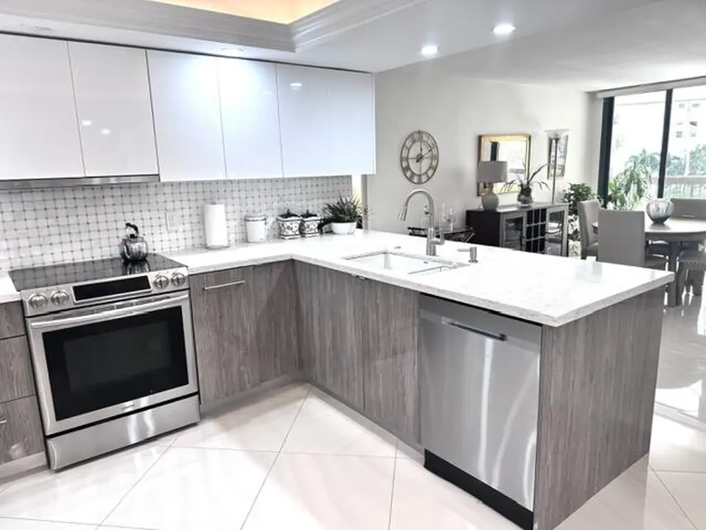 2900 NE 14th Street Causeway Pompano Beach FL 33062