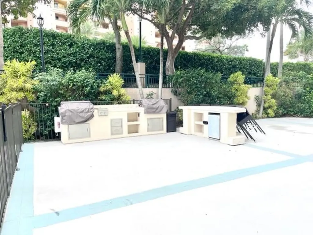 2900 NE 14th Street Causeway Pompano Beach FL 33062