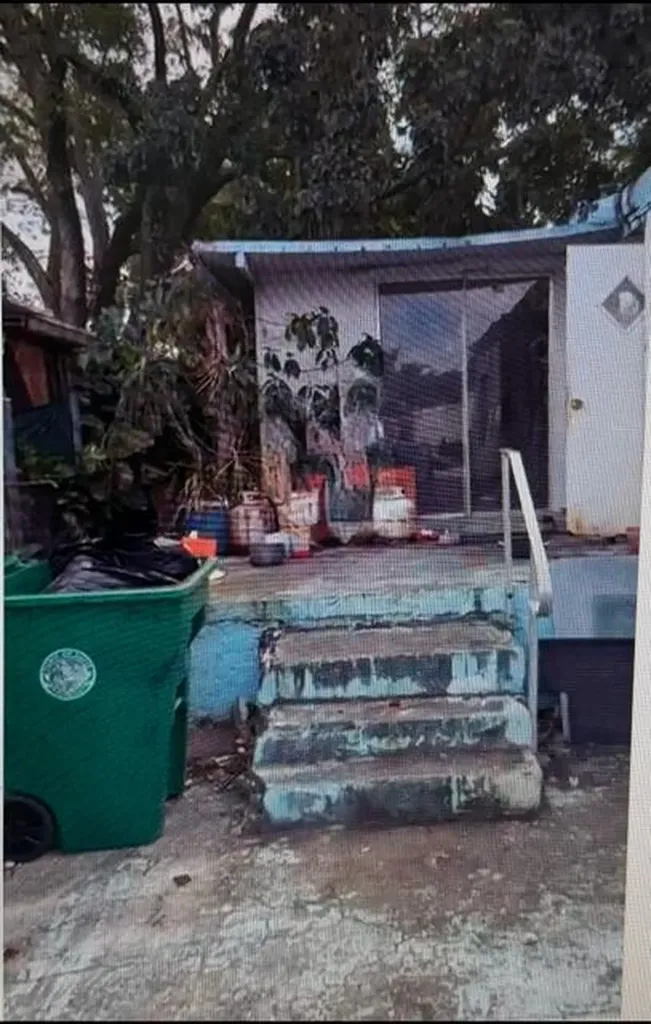 13400 SW 7th Place Davie FL 33325