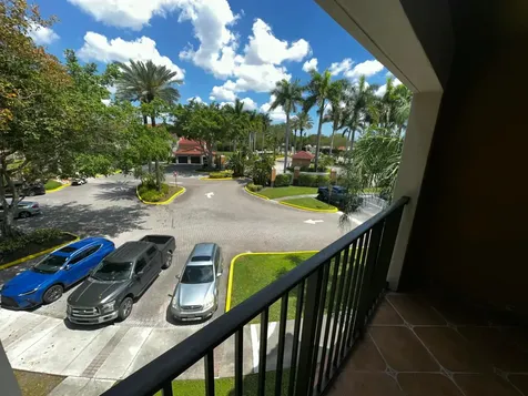 2103 Renaissance Boulevard Miramar FL 33025