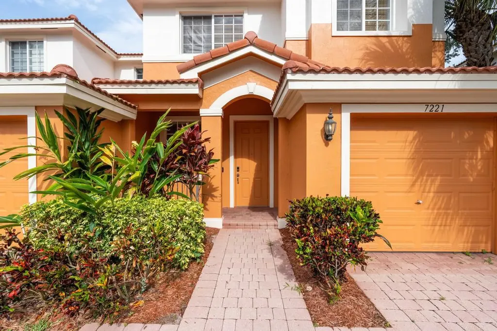 7221 Briella Drive Boynton Beach FL 33437